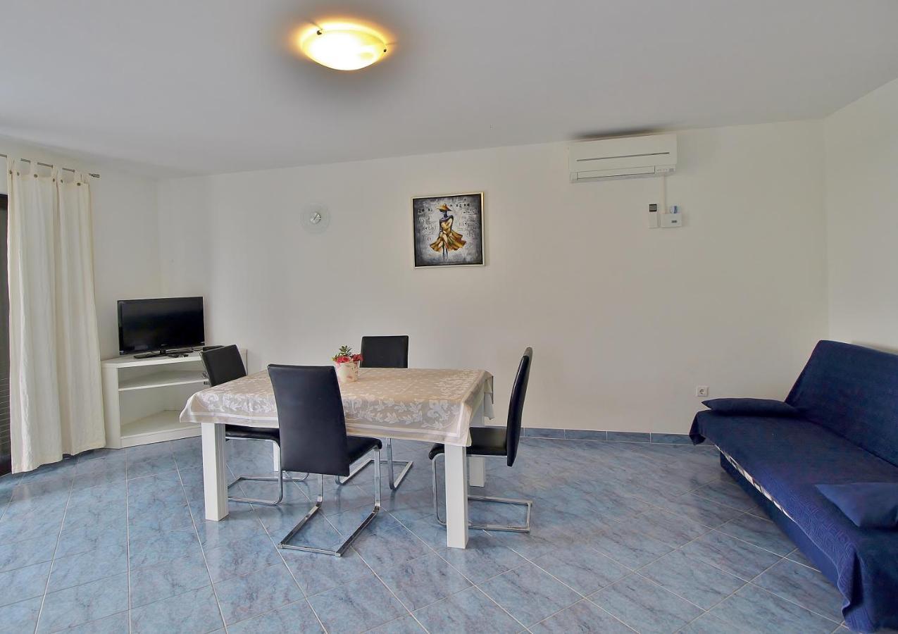 Apartments Eufemija Rab Town Kültér fotó